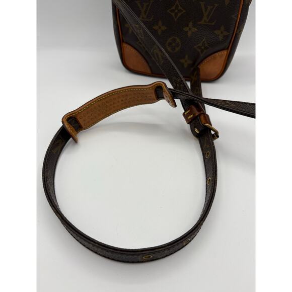 LOUIS VUITTON Vintage Amazon Crossbody Bag Repaired - Picture 16 of 16